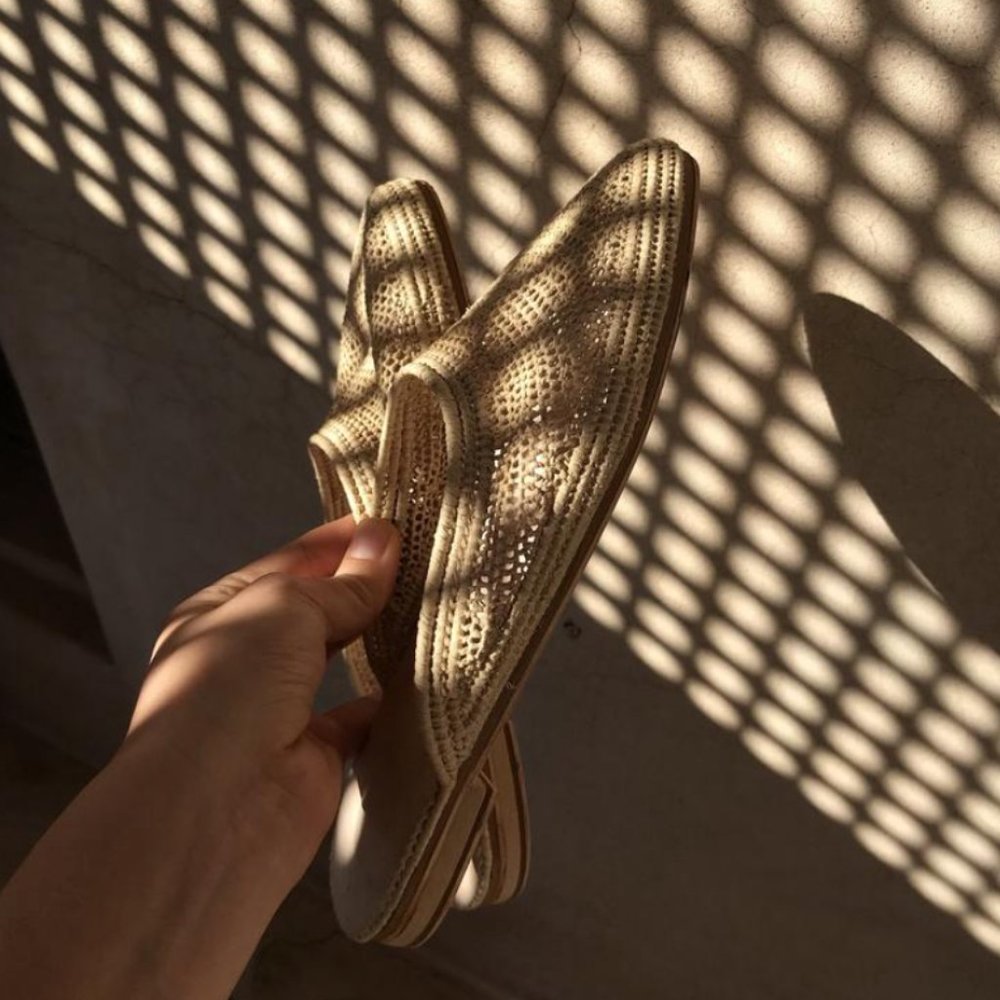 Handmade Raffia Slippers - Picture 4 of 8